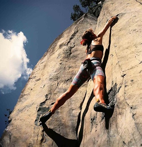 05SL_ILSU_seattle_EF_rockclimber.jpg