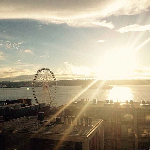 09SL_ILSU_Seattle_efmoment_vivizdiniz.jpg