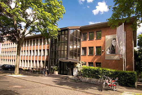 Cologne Business School.jpg